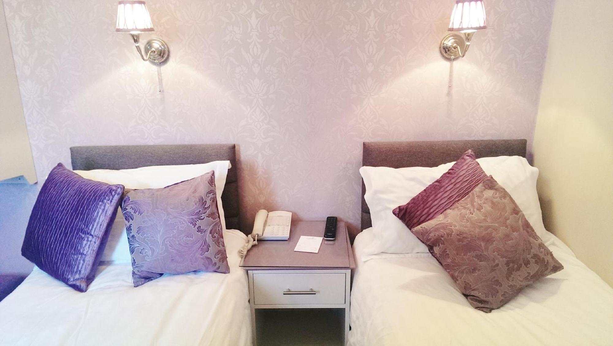 Maesmawr Hall Hotel Caersws Δωμάτιο φωτογραφία