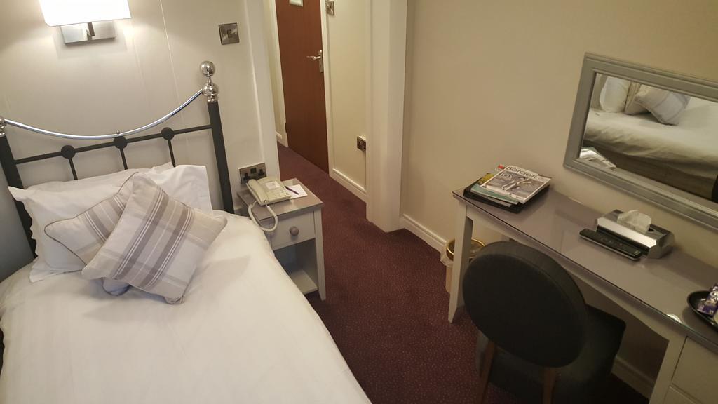 Maesmawr Hall Hotel Caersws Εξωτερικό φωτογραφία